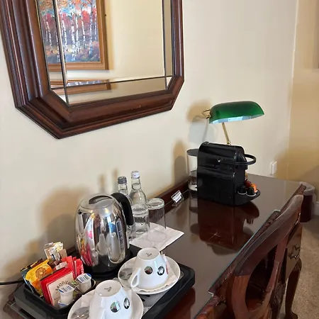 The Fincourt 3* Oldcastle