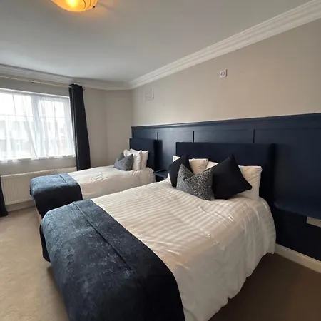 The Fincourt 3*